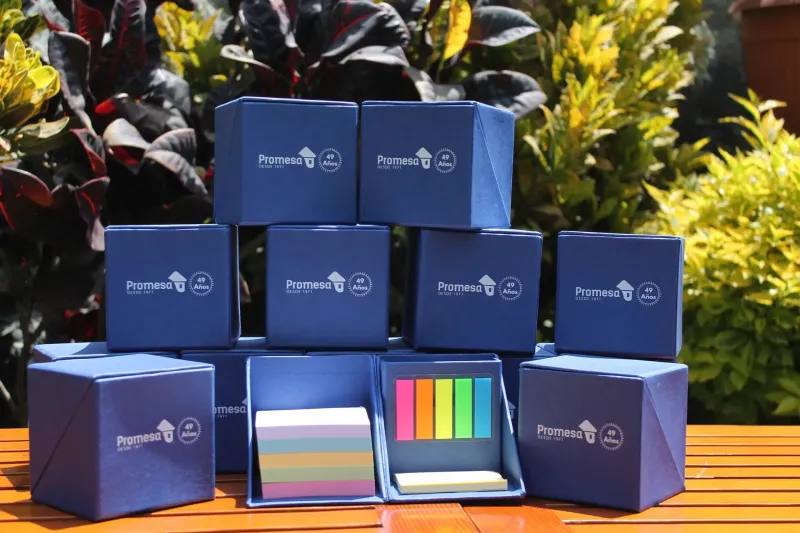 Cubo de notas personalizado