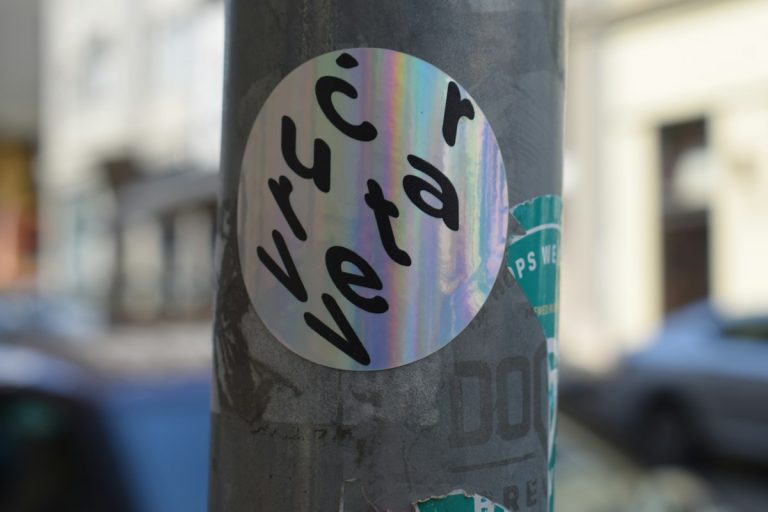 Stickers holográficos personalizados
